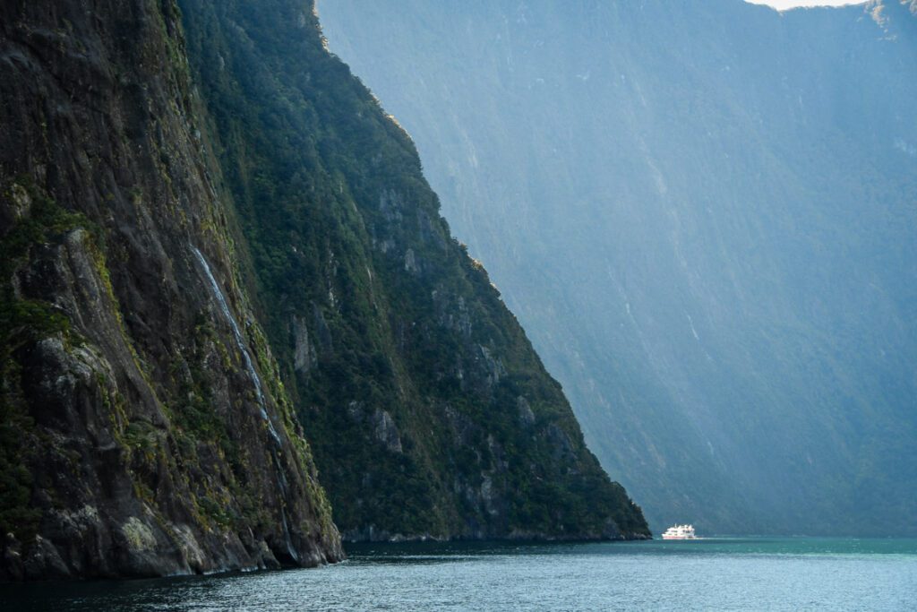 Milford Sound cruise New Zealand