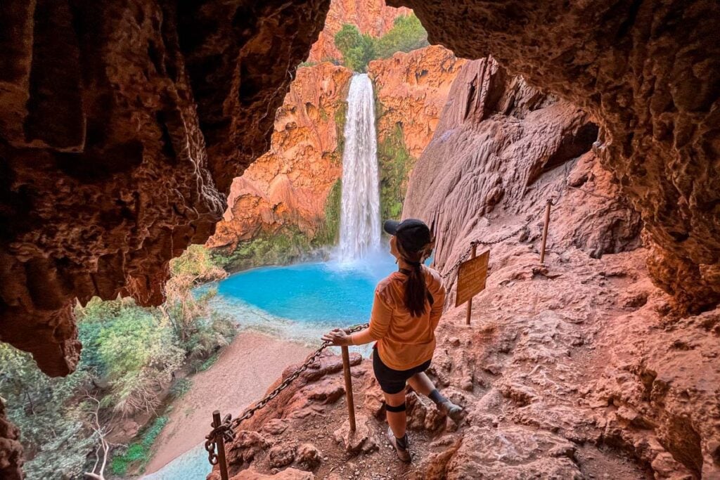 Mooney Falls Havasu Falls Hike Havasupai Arizona USA