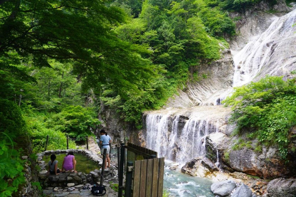 Ubagataki Falls and onsen Japan