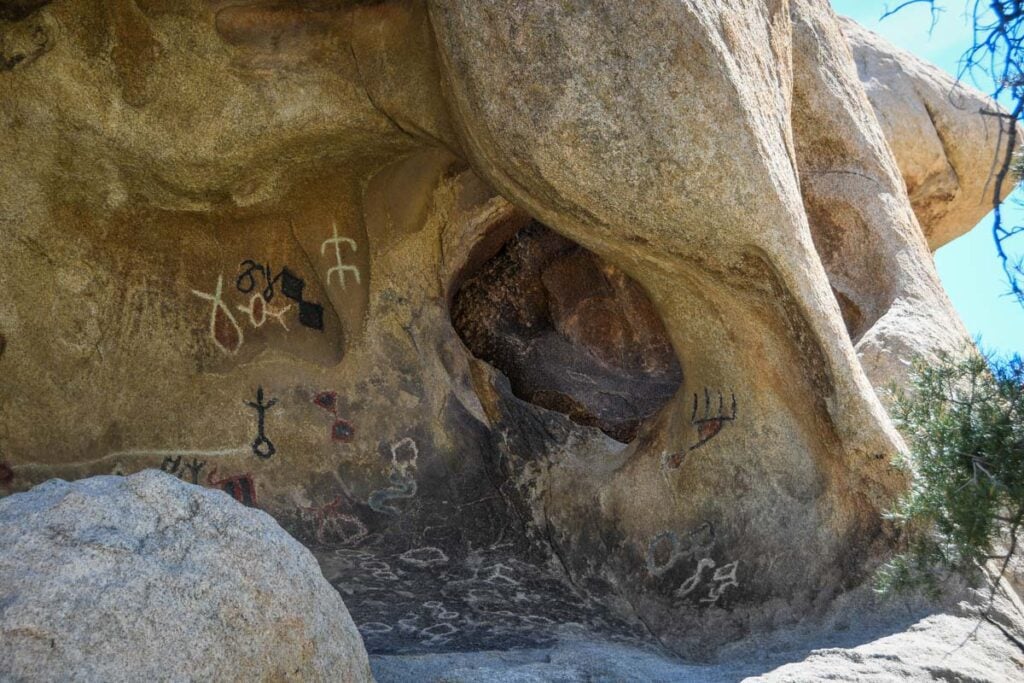 petroglyphs Barker Dam Joshua Tree National Park