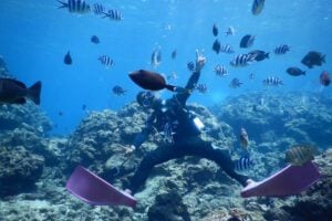 Scuba diving in Okinawa Japan (Nagisa Tsuchida)