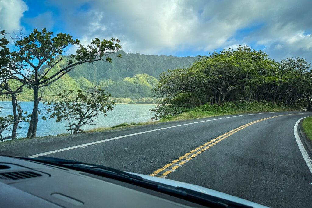 driving along the Oahu coast
