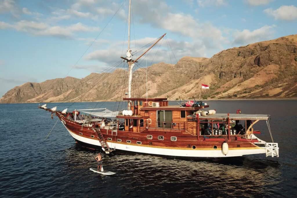Amaya Explorer Indonesia Liveaboard