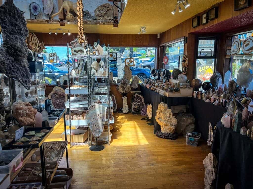 Planet Yachats Rock Shop Oregon