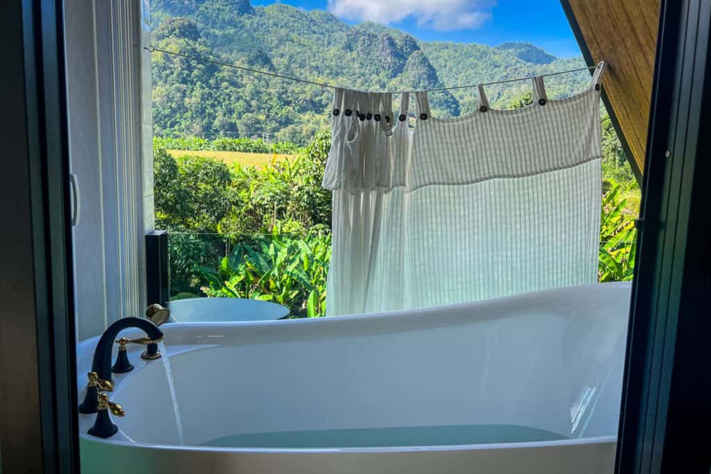 Bathtub Thailand