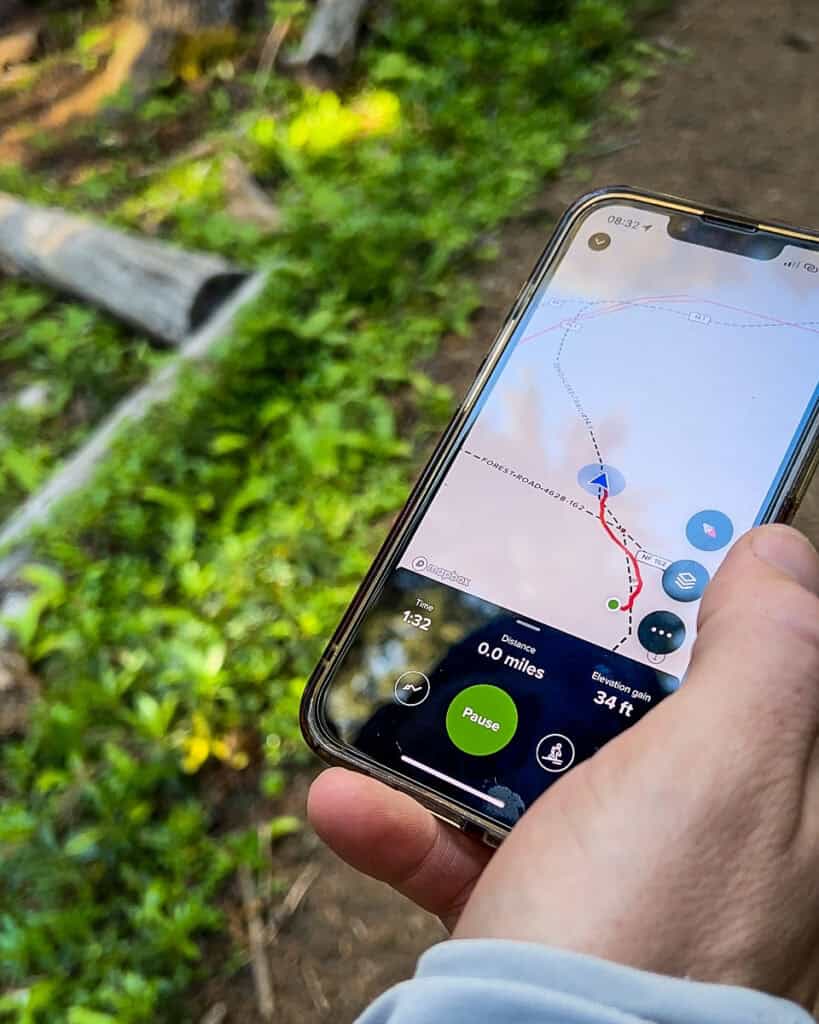 Hiking navigation AllTrails Pro