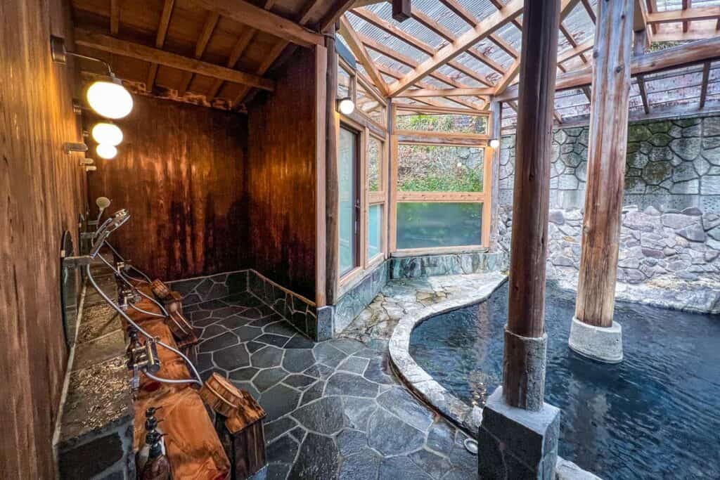 Hatcho No Yu Onsen Hotel Nikko Japan women's bath
