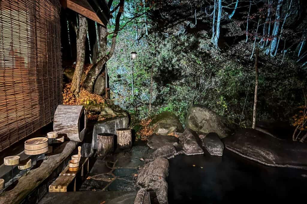 Hatcho No Yu outdoor onsen nighttime Nikko Japan