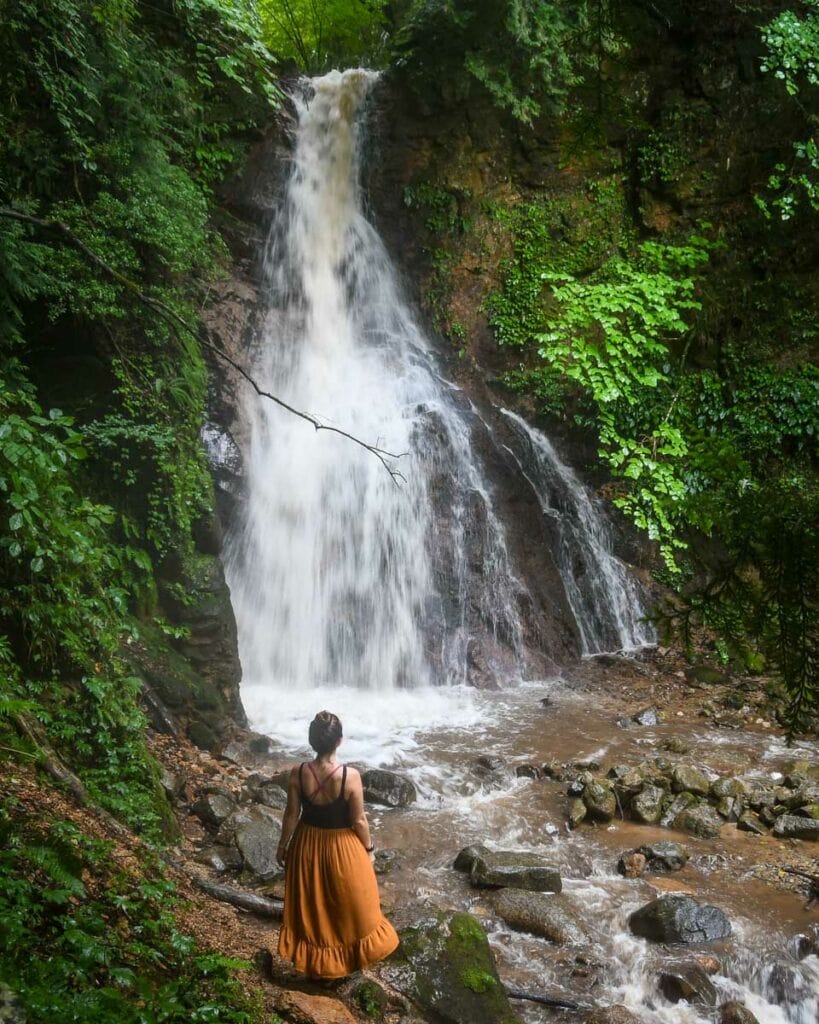 Metaki female waterfall Nakasendo Japan