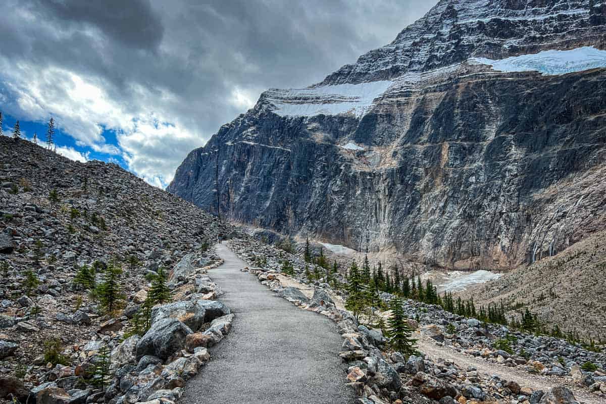 13 Best Hikes in Banff & the Canadian Rockies | Two Wandering Soles