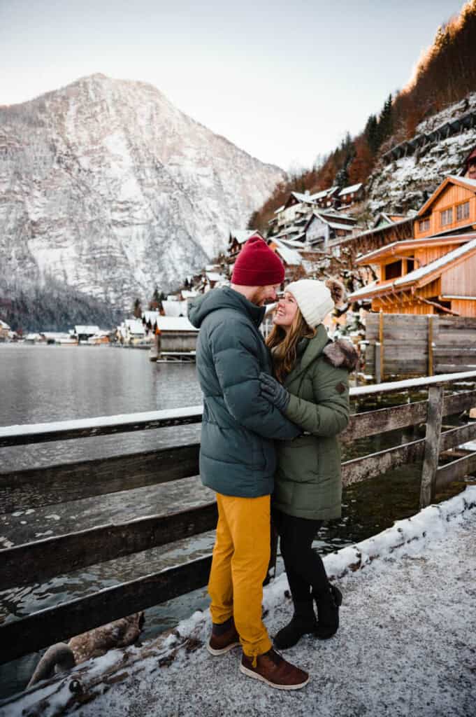 Couple photoshoot in front of the iconic views in Hallstatt, Austria